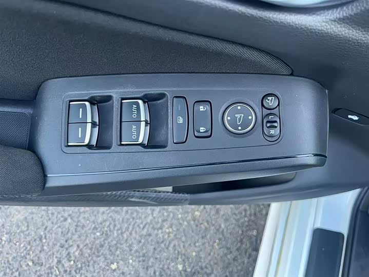 Honda Integra 2023 2023款 240TURBO CVT科技版