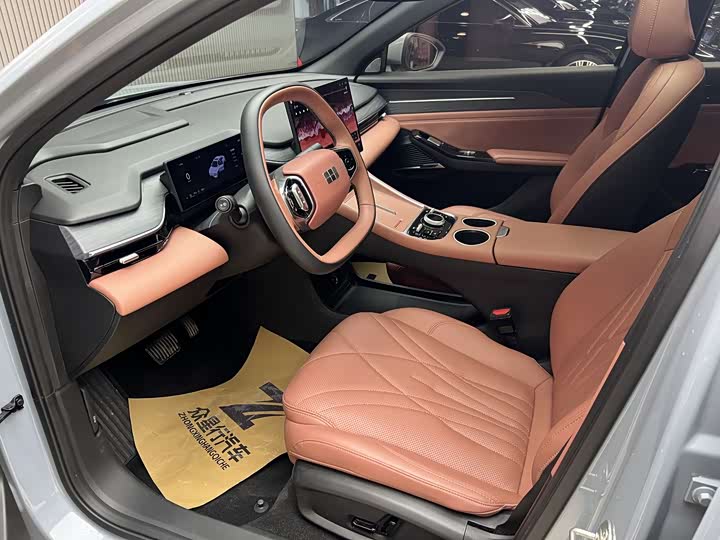 Geely Galaxy L6 2025 2025款 EM-i 140km 星舰版