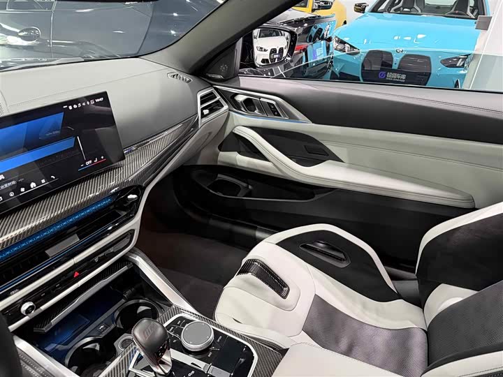 BMW M4 2024 2024款 M4双门轿跑车 M xDrive 雷霆版