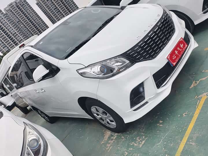 Maxus G10 2023 2023款 2.0T 手动多功能版 柴油 7座