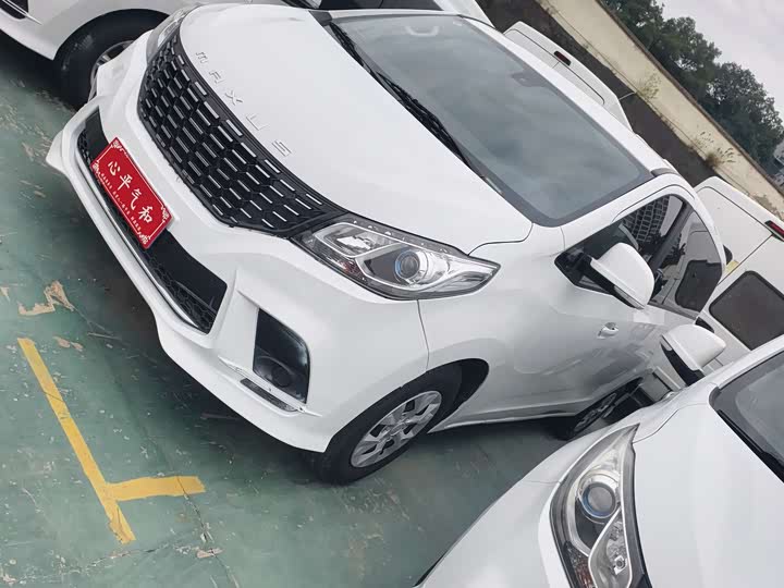 Maxus G10 2023 2023款 2.0T 手动多功能版 柴油 7座