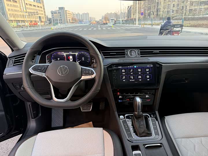 Volkswagen Magotan 2025 2025款 改款 众享款 330TSI DSG豪华型
