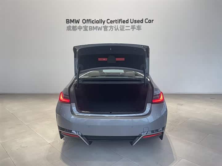 BMW i3 2025 2025款 eDrive 40 L 曜夜运动套装