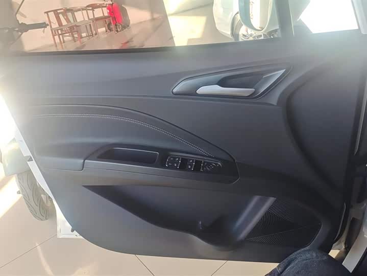 Hozon V 2022 2022款 潮 400 行业版