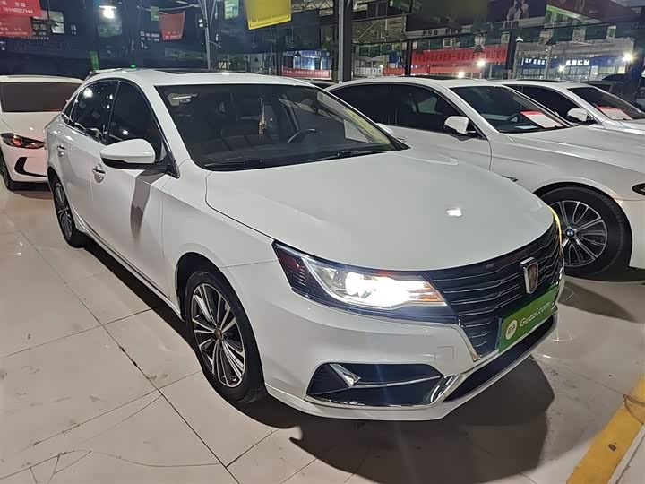 Roewe i6 2020 2020款 PLUS 1.6L CVT 4G互联荣耀旗舰版