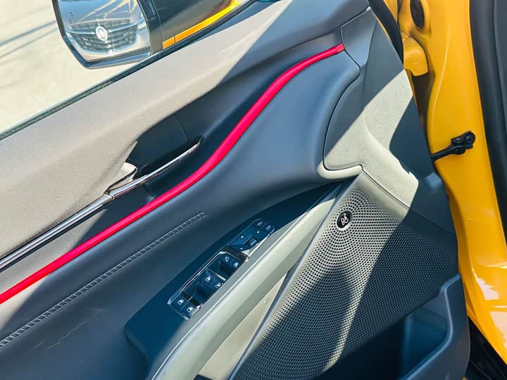 Ford Mondeo 2025 2025款 2.0T EcoBoost E 混动 运动版 ST-Line