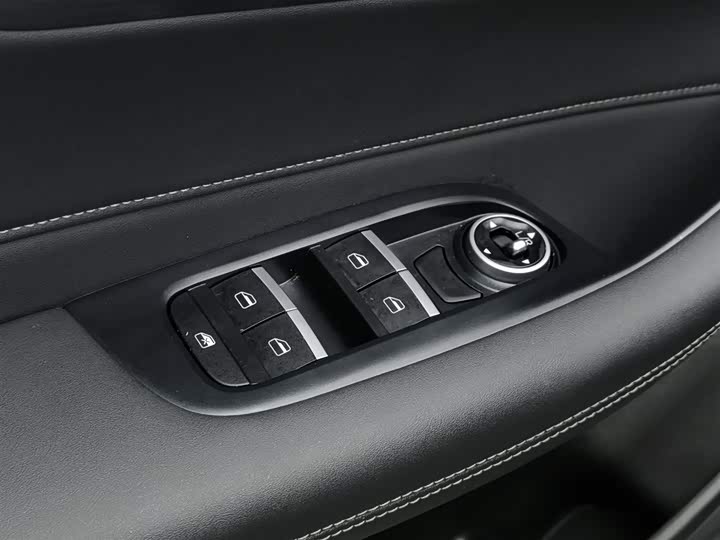 Chery Tiggo 5x 2025 2025款 1.5L CVT卓越版