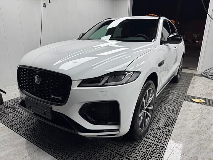 Jaguar F-Pace 2024 2024款 P250 R-Dynamic SE