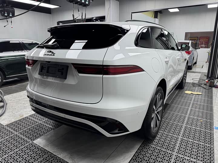 Jaguar F-Pace 2024 2024款 P250 R-Dynamic SE