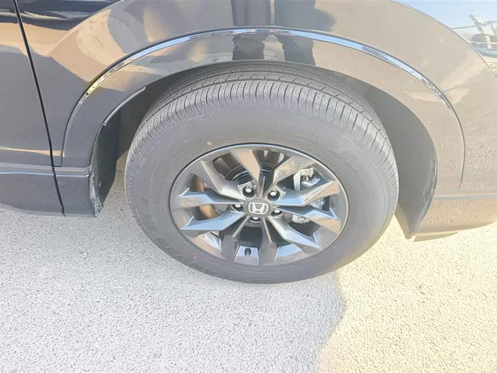 Honda Breeze 2025 2025款 240TURBO 两驱豪华版 5座