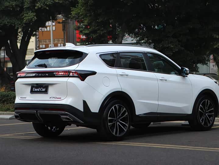 Jetour X70 Plus 2025 2025款 1.5T 旗舰版 5座