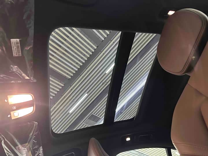 Volvo S60 2025 2025款 B4 智逸豪华版