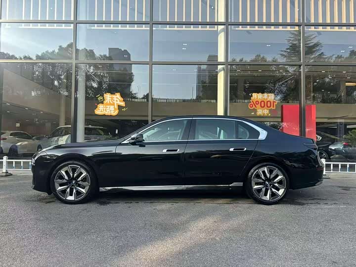 BMW 7 Series 2023 2023款 740Li 领先型 M运动套装