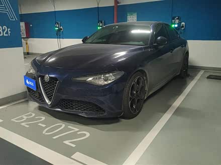 Alfa Romeo Giulia 2021 2021款 2.0T 280HP 豪华版