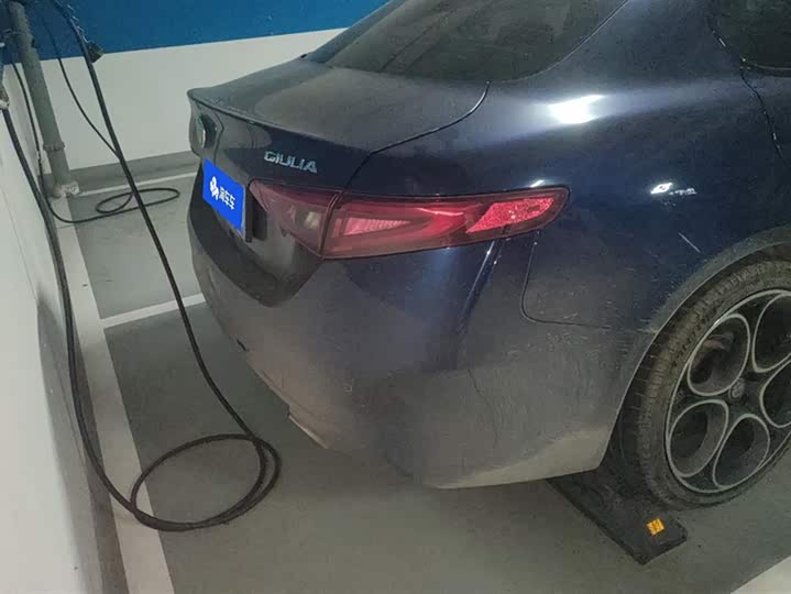 Alfa Romeo Giulia 2021 2021款 2.0T 280HP 豪华版