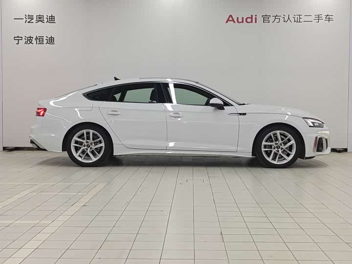 Audi A5 2024 2024款 Sportback 40 TFSI 时尚动感型