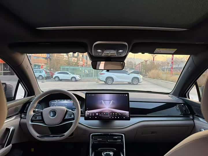 2025 BYD Tang Hybrid/EV