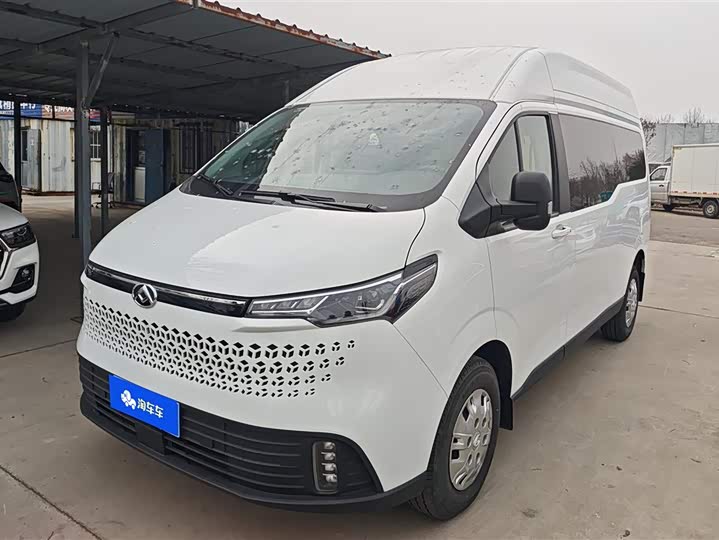Maxus V70 2023 2023款 2.0T 精英版 自动长轴中顶 6/7座