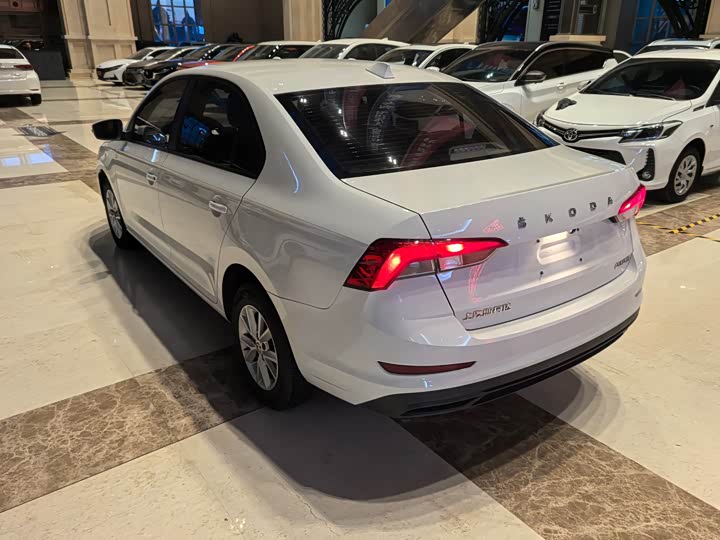 Skoda Rapid 2022 2022款 1.5L 自动舒享版