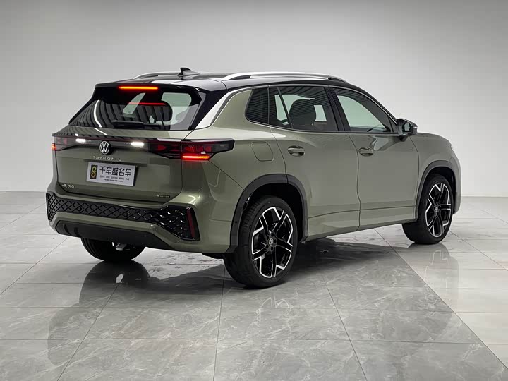 Volkswagen Tayron 2025 2025款 探岳L 380TSI 四驱豪华Easy包