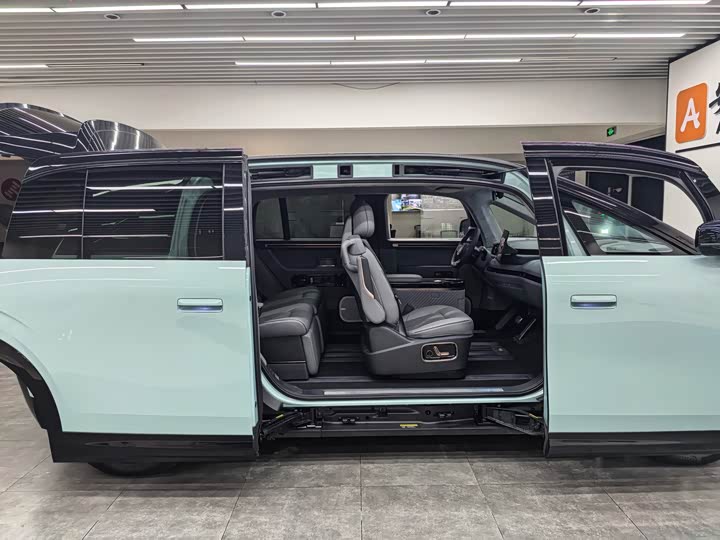 Zeekr Mix 2025 2025款 长续航智驾版