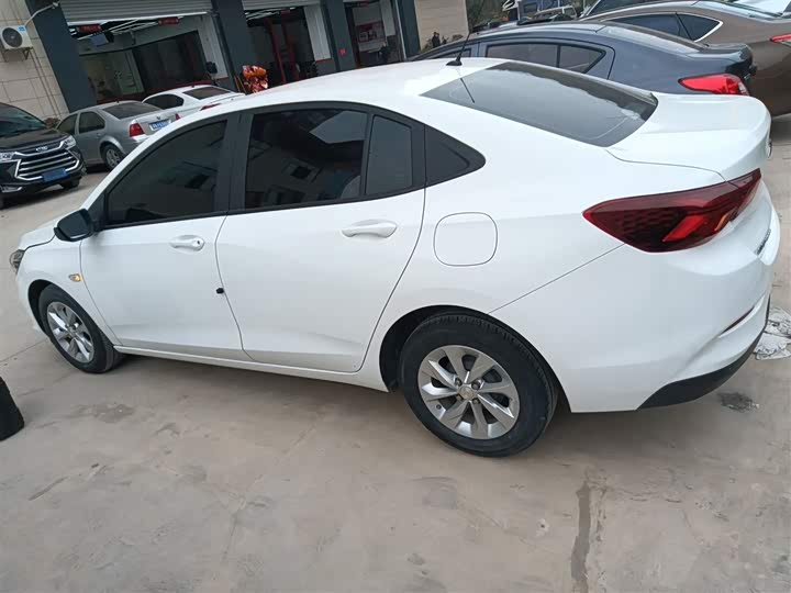 Chevrolet Onix (Cavalier) 2022 2022款 325T 自动欣悦版