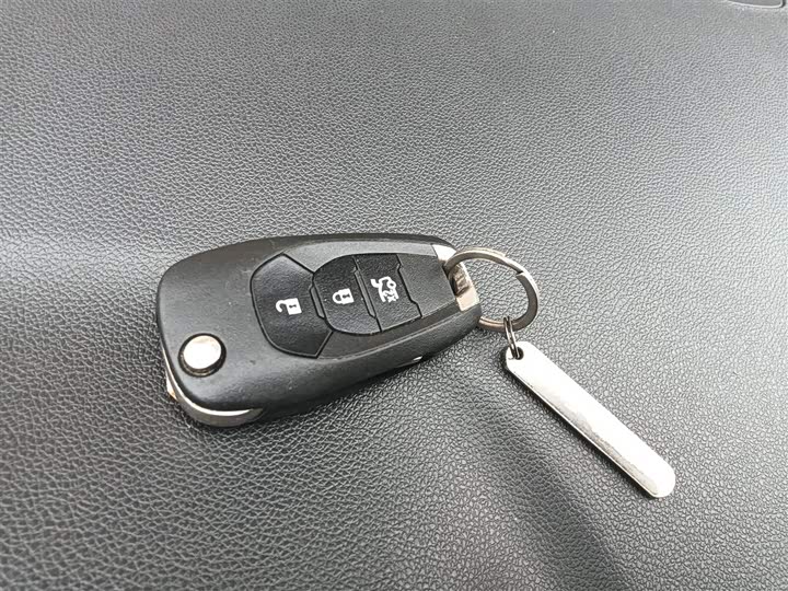 Chevrolet Onix (Cavalier) 2022 2022款 325T 自动欣悦版