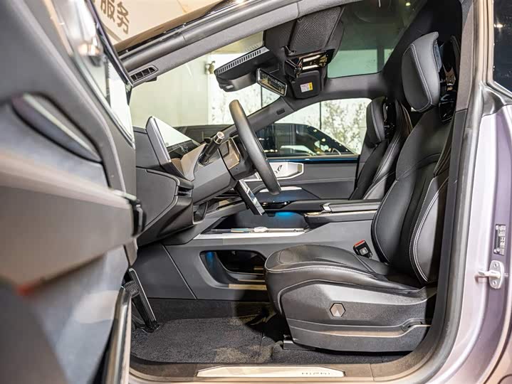 HiPhi Y 2023 2023款 560km 精英版