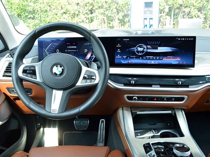 BMW X7 2023 2023款 xDrive40i 行政型M运动套装