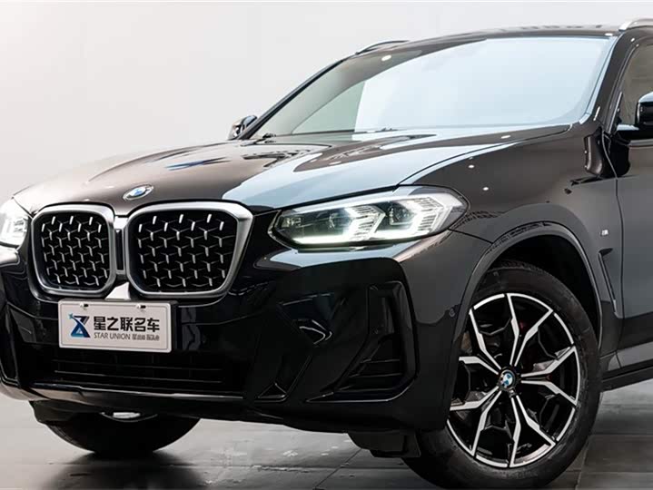 2022 BMW X4