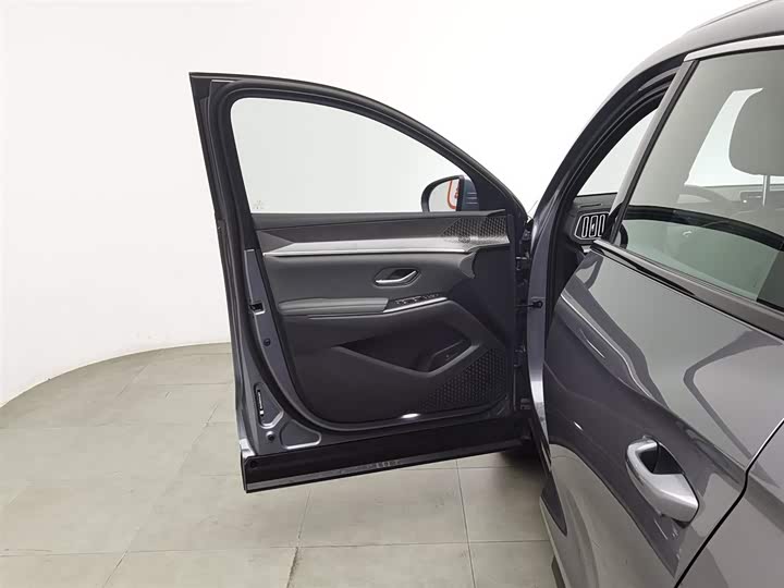 BYD Song Pro Hybrid 2025 2025款 第二代 智驾版 DM-i 115KM超越型