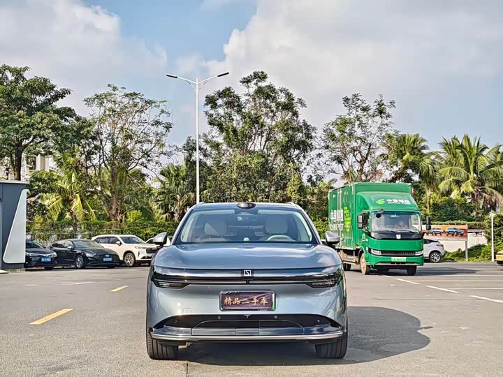 Zeekr 7X 2025 2025款 100kWh 长续航后驱智驾版