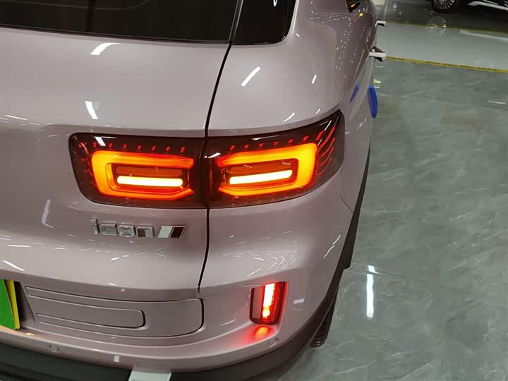Geely Icon 2023 2023款 1.5TD 巧克力醇臻版