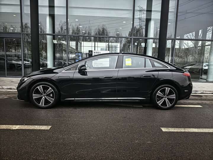 Mercedes-Benz EQE 2025 2025款 500 4MATIC 先锋版