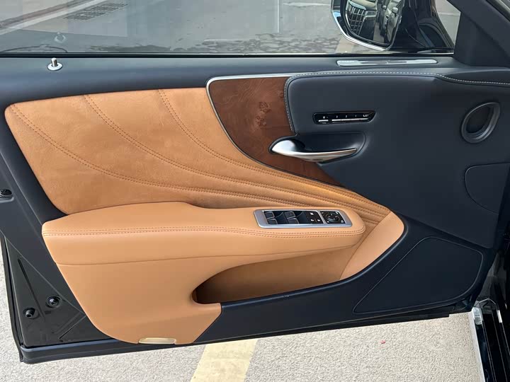 Lexus LS 2021 2021款 500h 卓越版