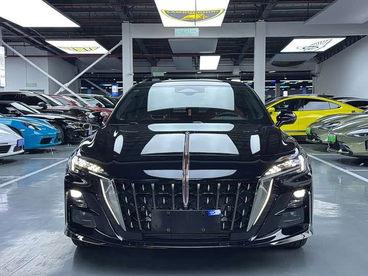 2025 Hongqi H6