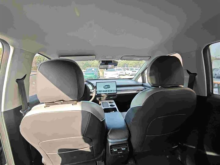 GAC Aion Y 2025 2025款 Plus 510 乐享版 58.4kWh