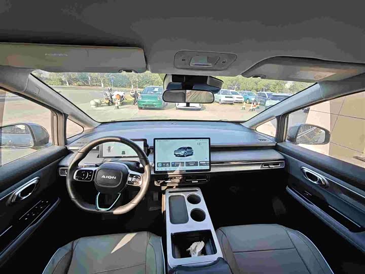 GAC Aion Y 2025 2025款 Plus 510 乐享版 58.4kWh