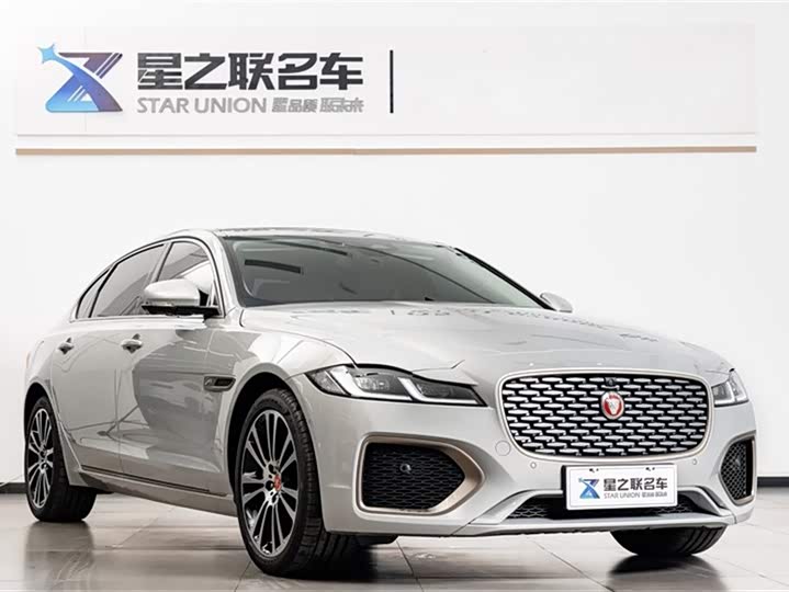 Jaguar XF L 2024 2024款 2.0T P250 两驱尊享豪华版