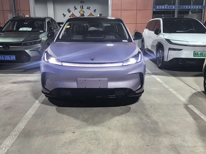 BAIC Arcfox T1 2025 2025款 425 PLUS