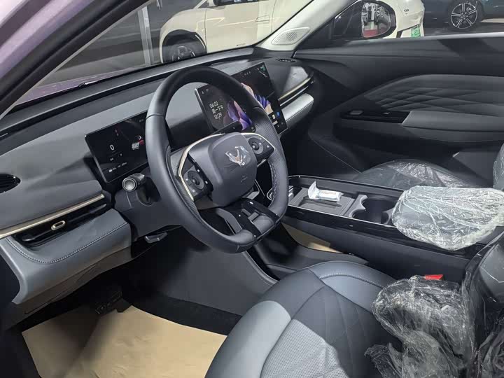 BAIC Arcfox T1 2025 2025款 425 PLUS