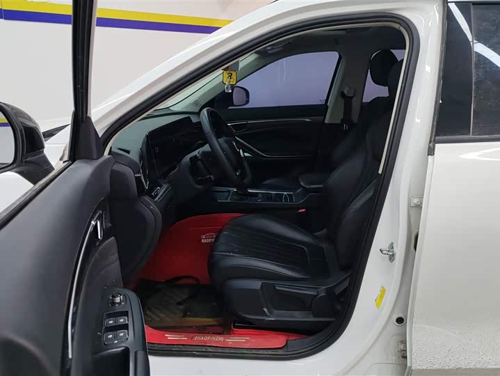 Bestune T55 2023 2023款 1.5T 自动飞跃款