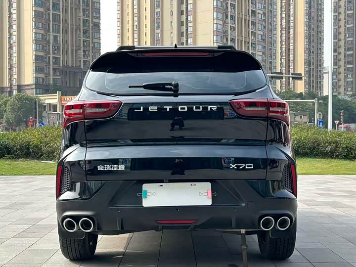 Jetour X70 2023 2023款 1.5T DCT陆冠版 7座