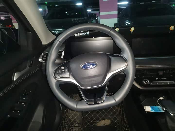 Ford Escort 2021 2021款 1.5L 自动钻石版