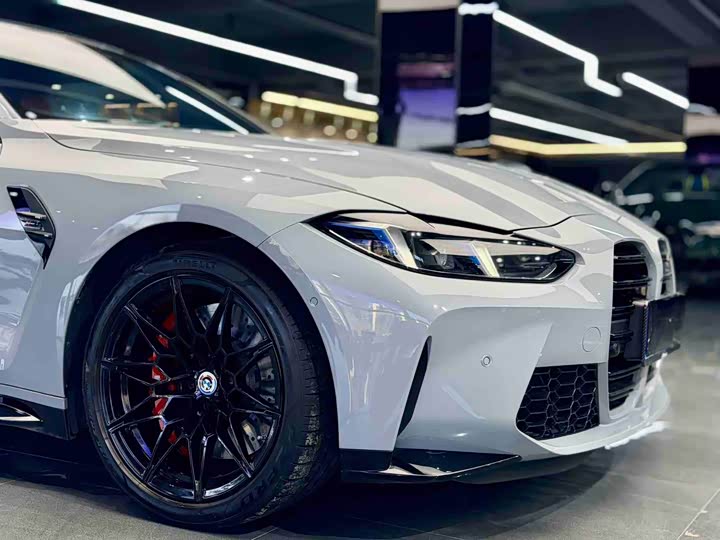 BMW M4 2024 2024款 M4双门轿跑车 M xDrive 雷霆版