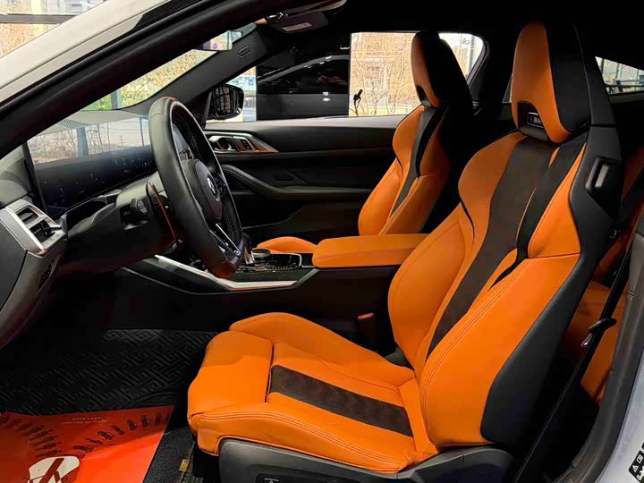 BMW M4 2024 2024款 M4双门轿跑车 M xDrive 雷霆版