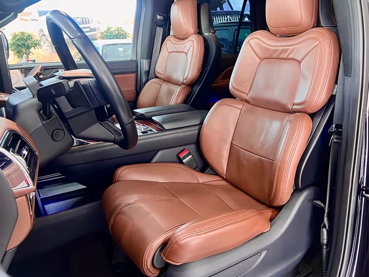 Lincoln Navigator 2022 2022款 3.5T 尊耀版