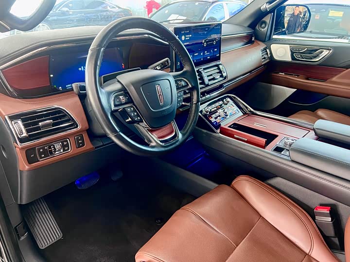 Lincoln Navigator 2022 2022款 3.5T 尊耀版