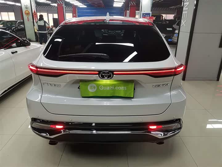 Toyota Venza 2023 2023款 2.0L CVT两驱尊贵版