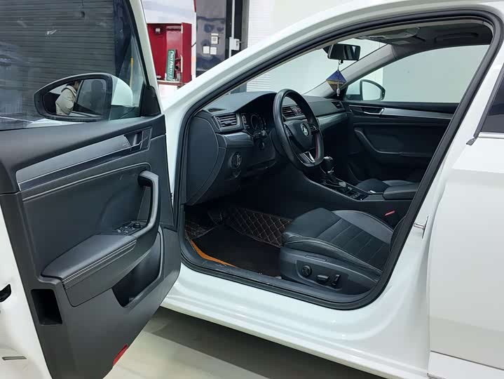 Skoda Superb 2021 2021款 TSI280 DSG舒适版